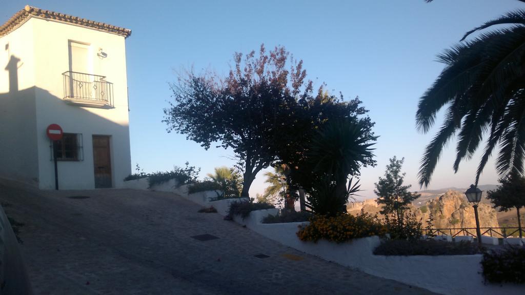 Casas Azahar-Alucema Casa de hóspedes Zahara De La Sierra Exterior foto
