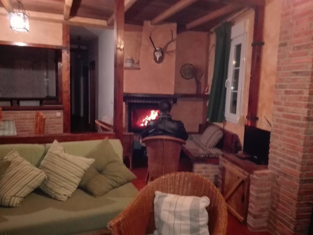 Casas Azahar-Alucema Casa de hóspedes Zahara De La Sierra Exterior foto